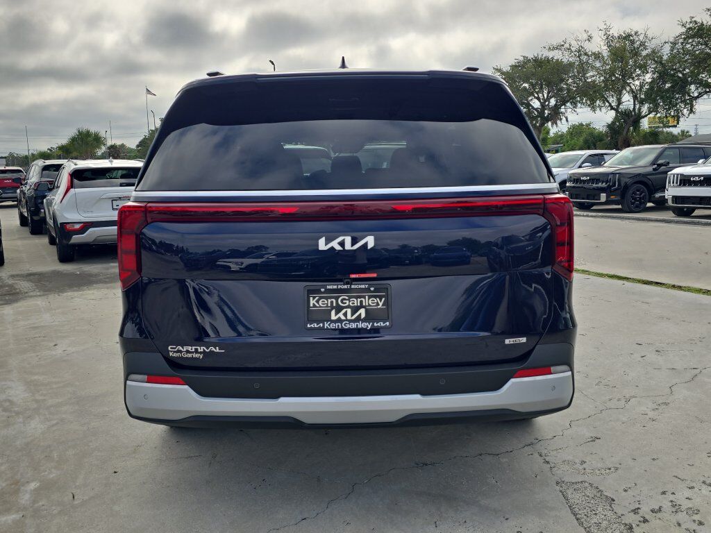 2027 Kia Carnival Hybrid EX San Clemente CA