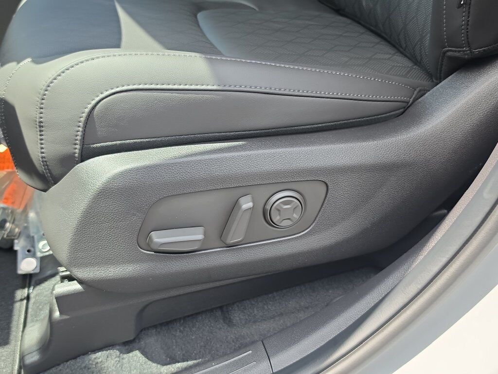 2027 Kia Carnival Hybrid LXS San Clemente CA