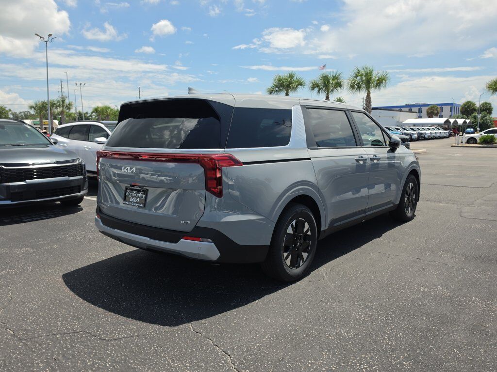 2027 Kia Carnival Hybrid LXS San Clemente CA