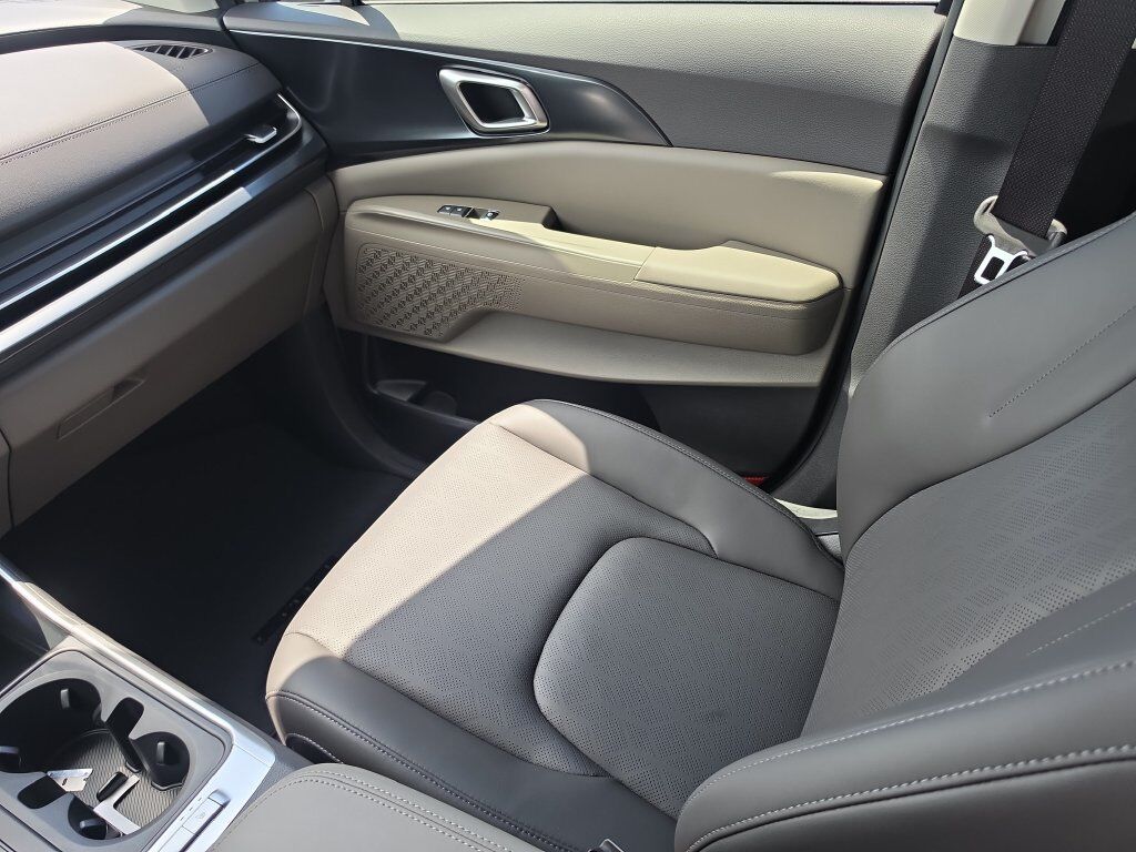 2027 Kia Carnival Hybrid LXS San Clemente CA