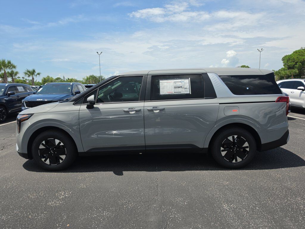 2027 Kia Carnival Hybrid LXS San Clemente CA