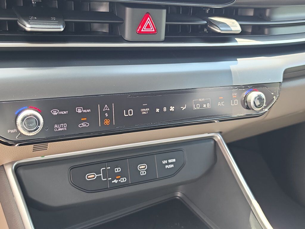 2027 Kia Carnival Hybrid LXS San Clemente CA