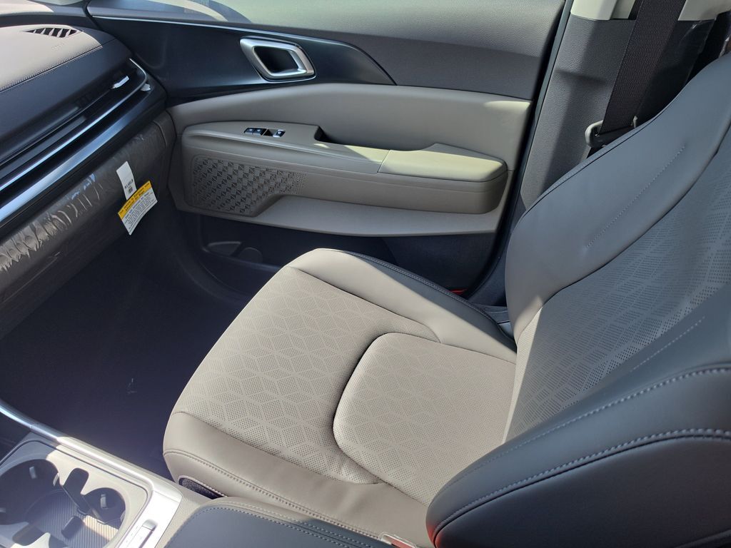 2027 Kia Carnival Hybrid LXS San Clemente CA