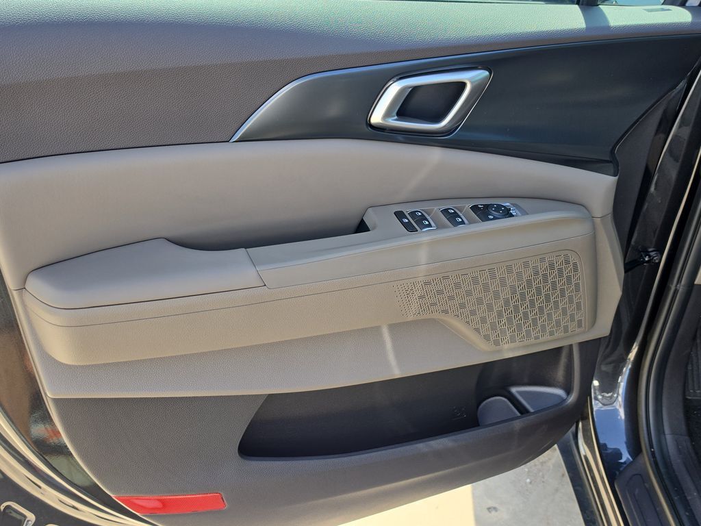 2027 Kia Carnival Hybrid LXS San Clemente CA