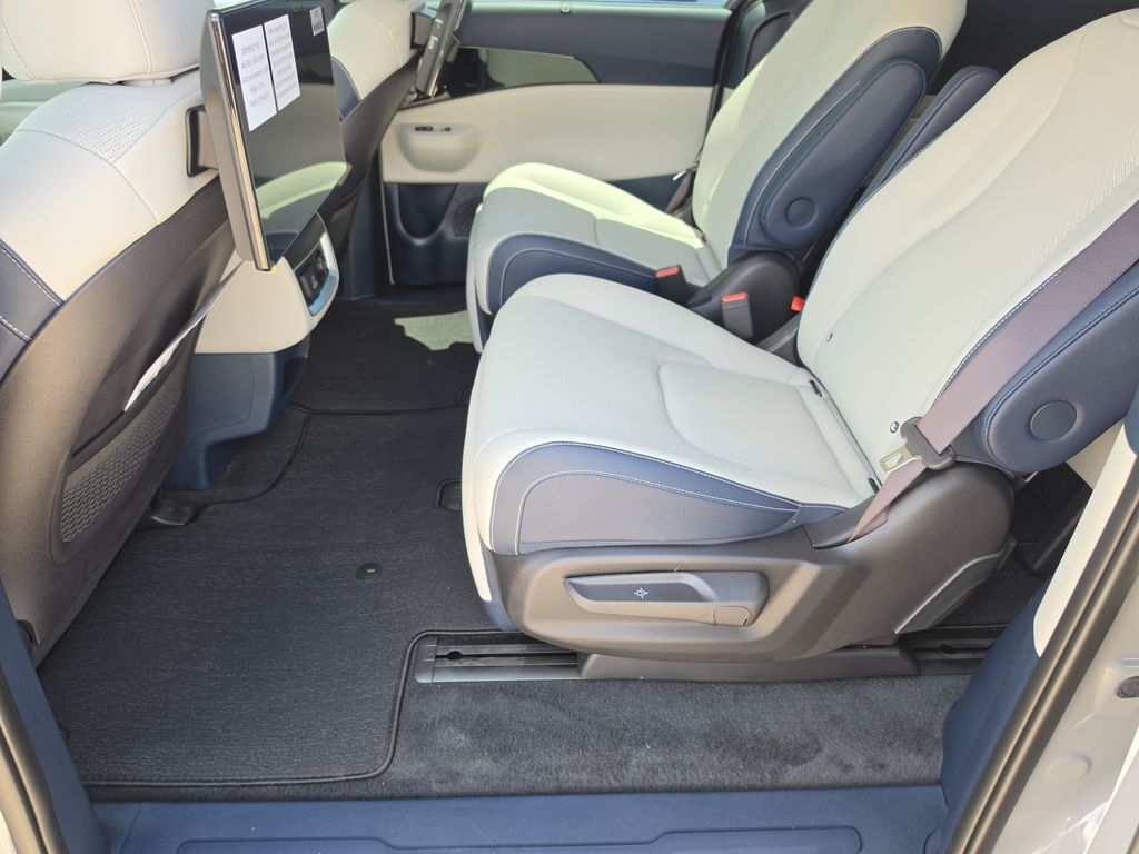 2027 Kia Carnival Hybrid SX Prestige San Clemente CA