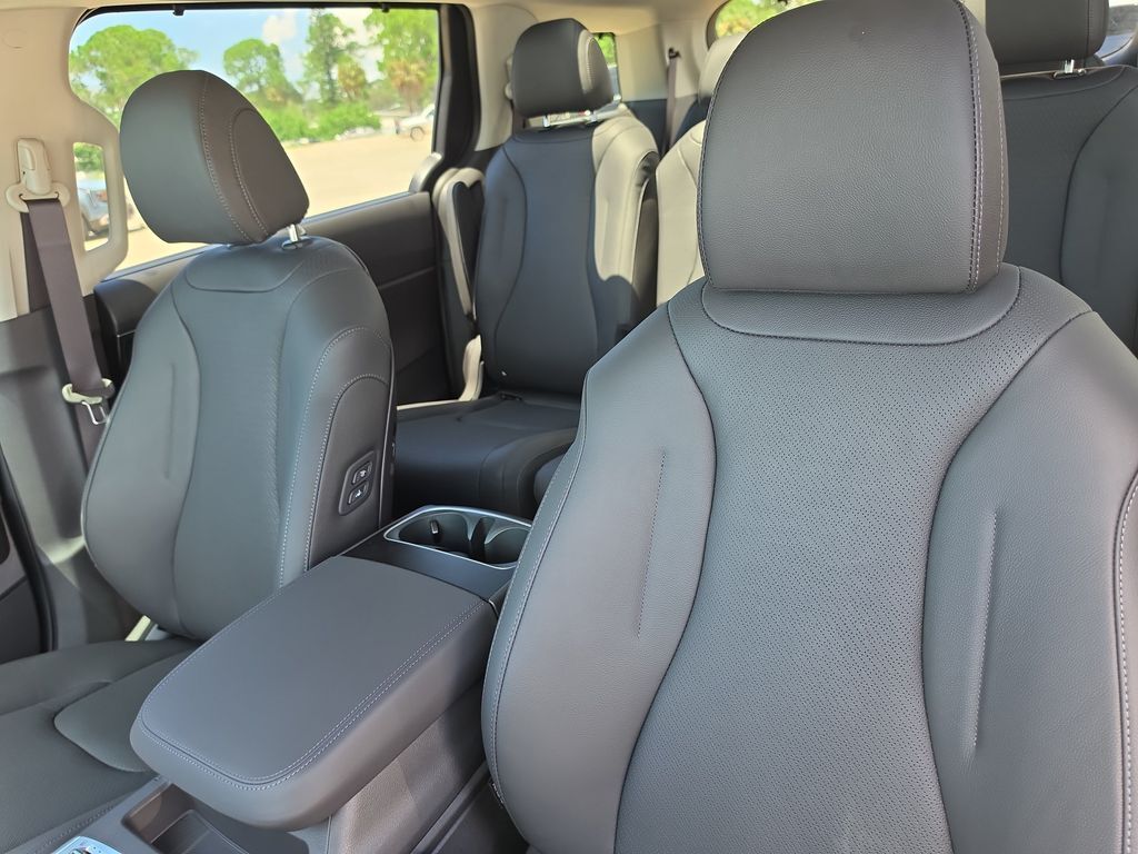 2027 Kia Carnival Hybrid SX Prestige San Clemente CA