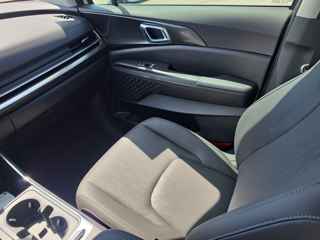 2027 Kia Carnival Hybrid SX San Clemente CA