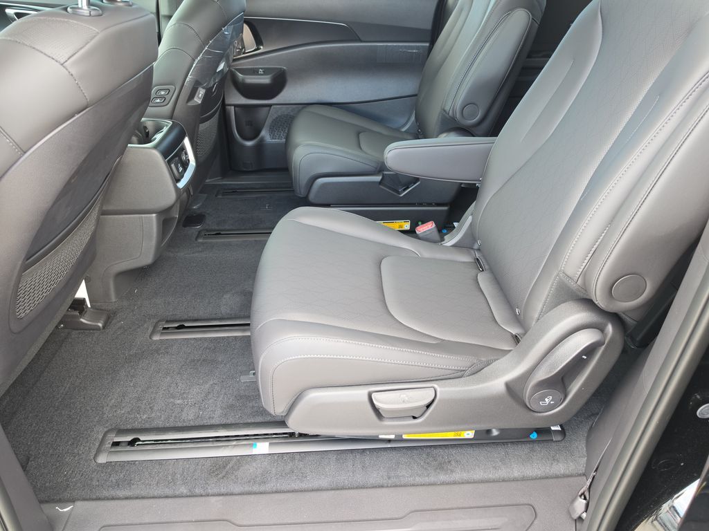 2027 Kia Carnival Hybrid SX San Clemente CA