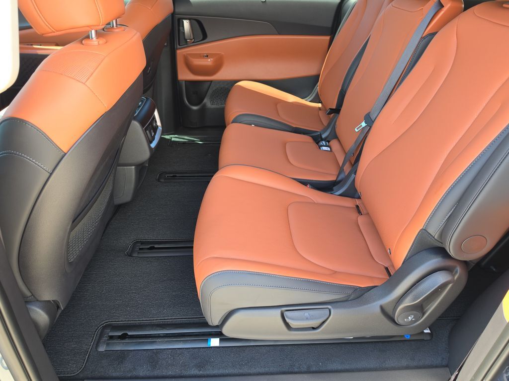 2027 Kia Carnival Hybrid SX San Clemente CA