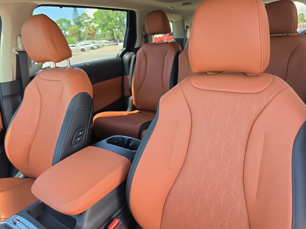 2027 Kia Carnival Hybrid SX San Clemente CA