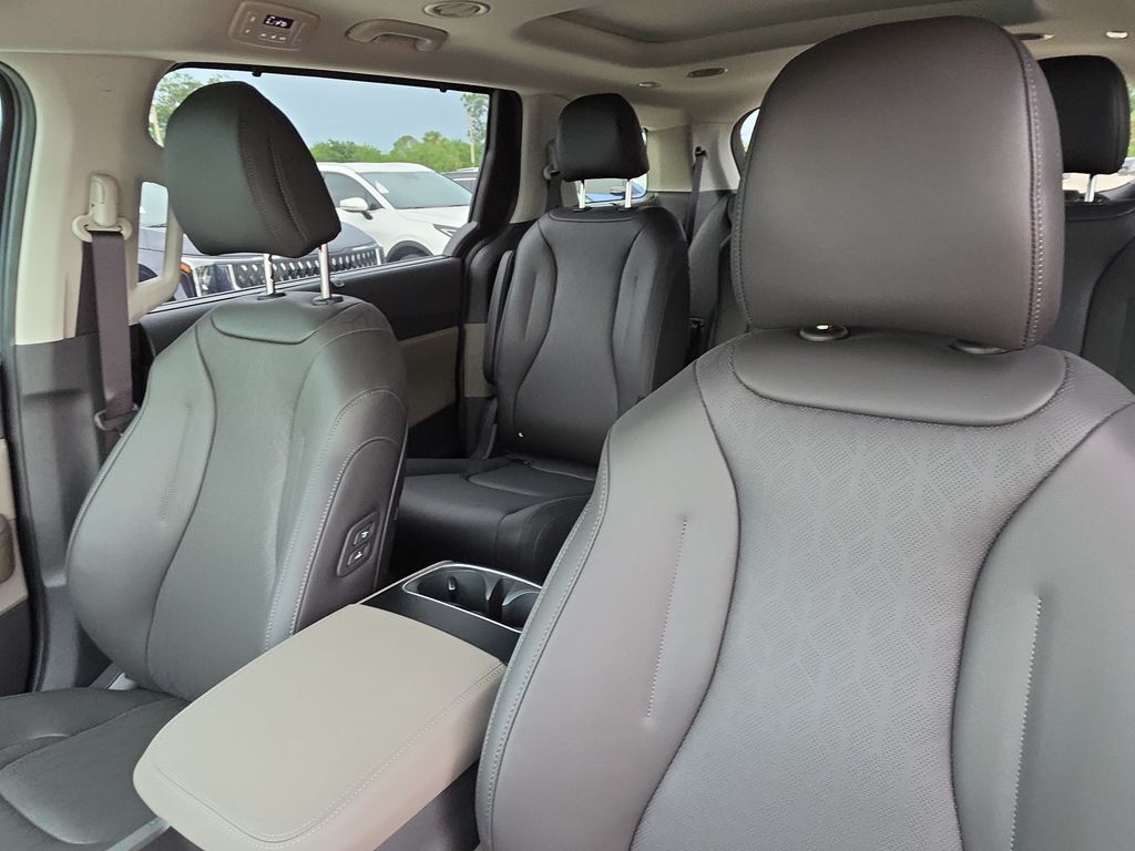 2027 Kia Carnival Hybrid SX San Clemente CA