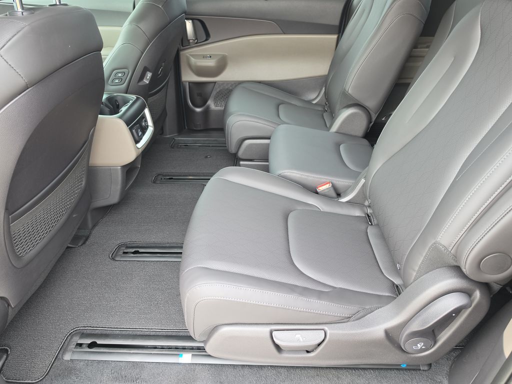 2027 Kia Carnival Hybrid SX San Clemente CA