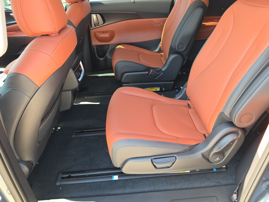 2027 Kia Carnival Hybrid SX San Clemente CA