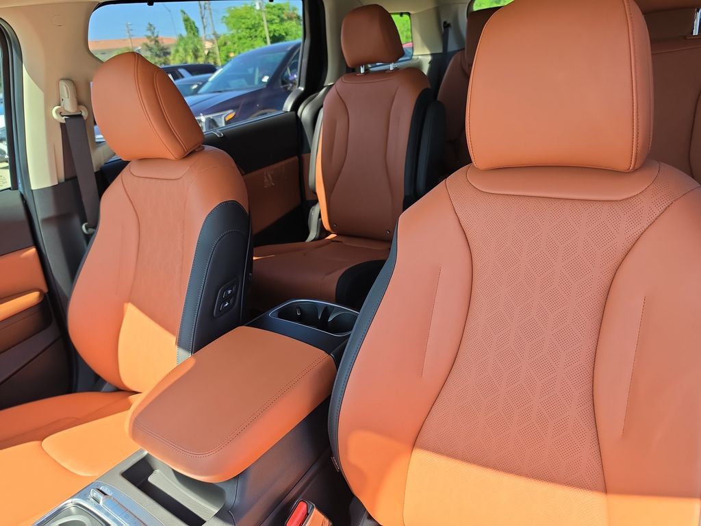2027 Kia Carnival Hybrid SX San Clemente CA