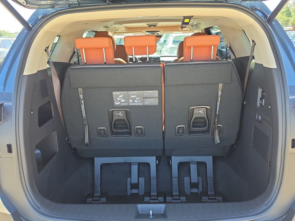 2027 Kia Carnival Hybrid SX San Clemente CA