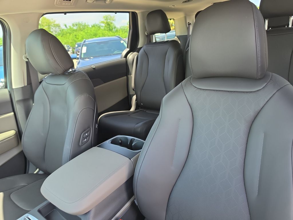 2027 Kia Carnival Hybrid SX San Clemente CA