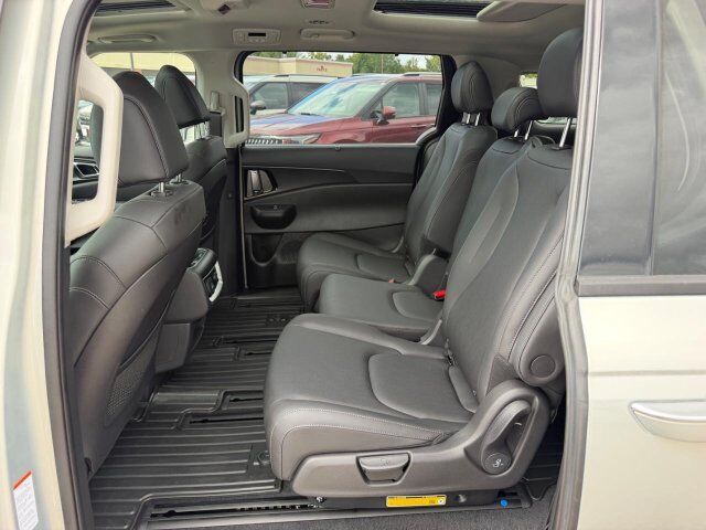 2027 Kia Carnival Hybrid SX Cape Girardeau MO