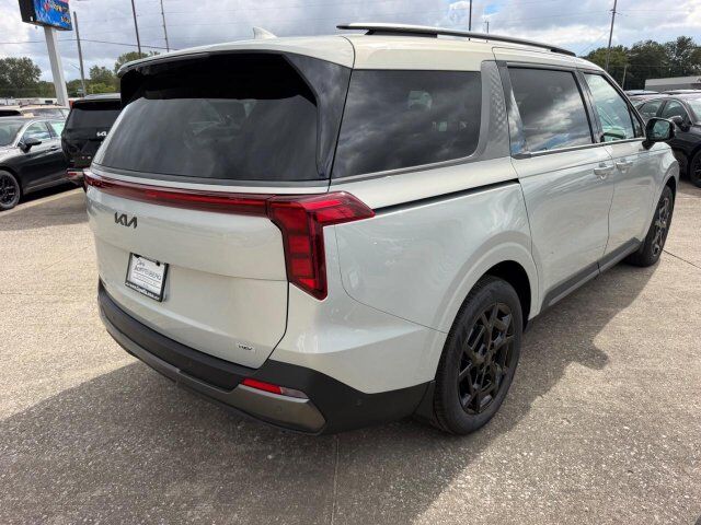 2027 Kia Carnival Hybrid SX