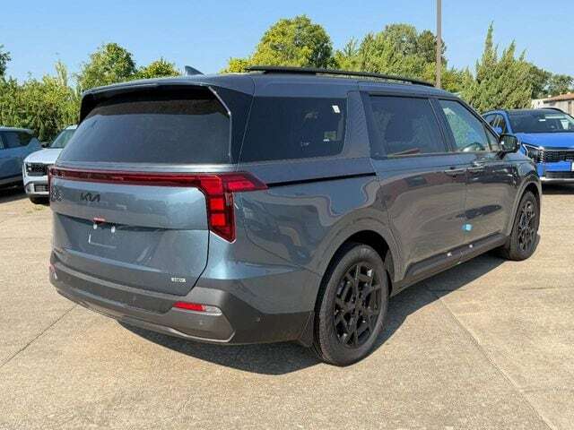 2027 Kia Carnival Hybrid SX