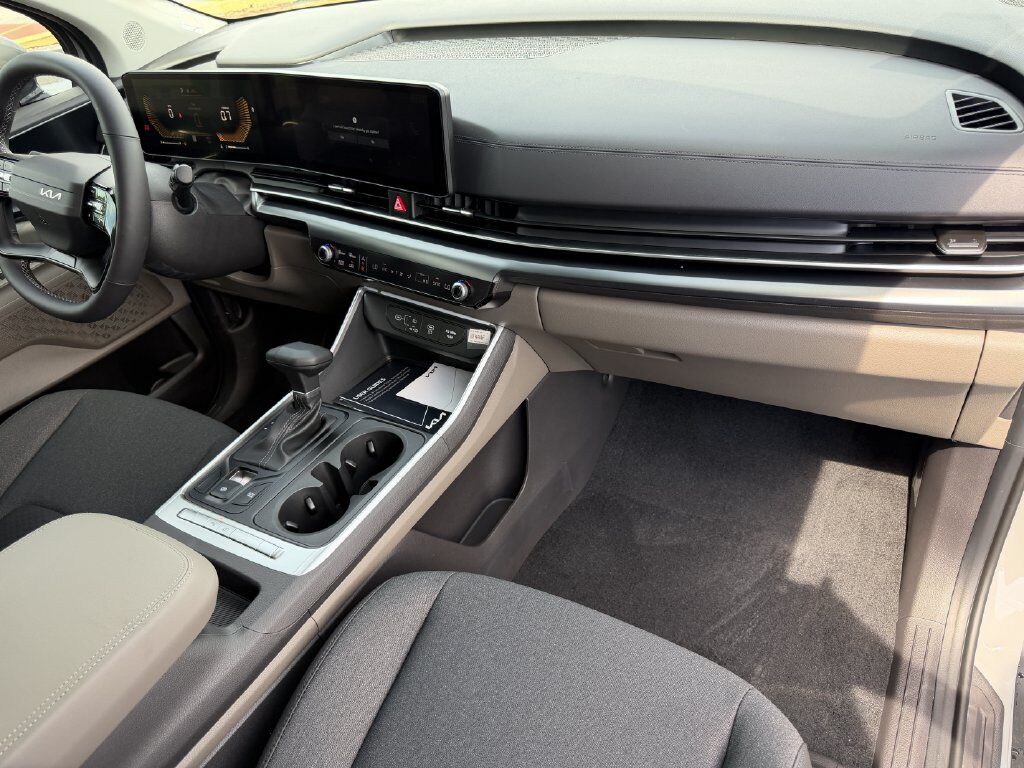 2027 Kia Carnival LX San Clemente CA
