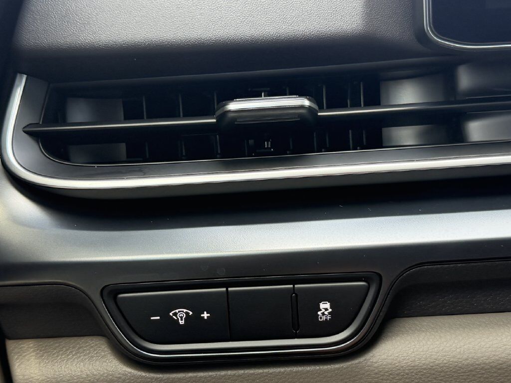 2027 Kia Carnival LX San Clemente CA