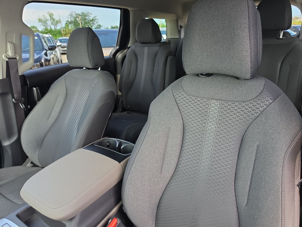 2027 Kia Carnival LX San Clemente CA