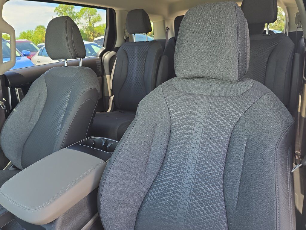 2027 Kia Carnival LX San Clemente CA