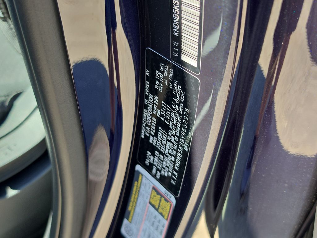 2027 Kia Carnival LX San Clemente CA