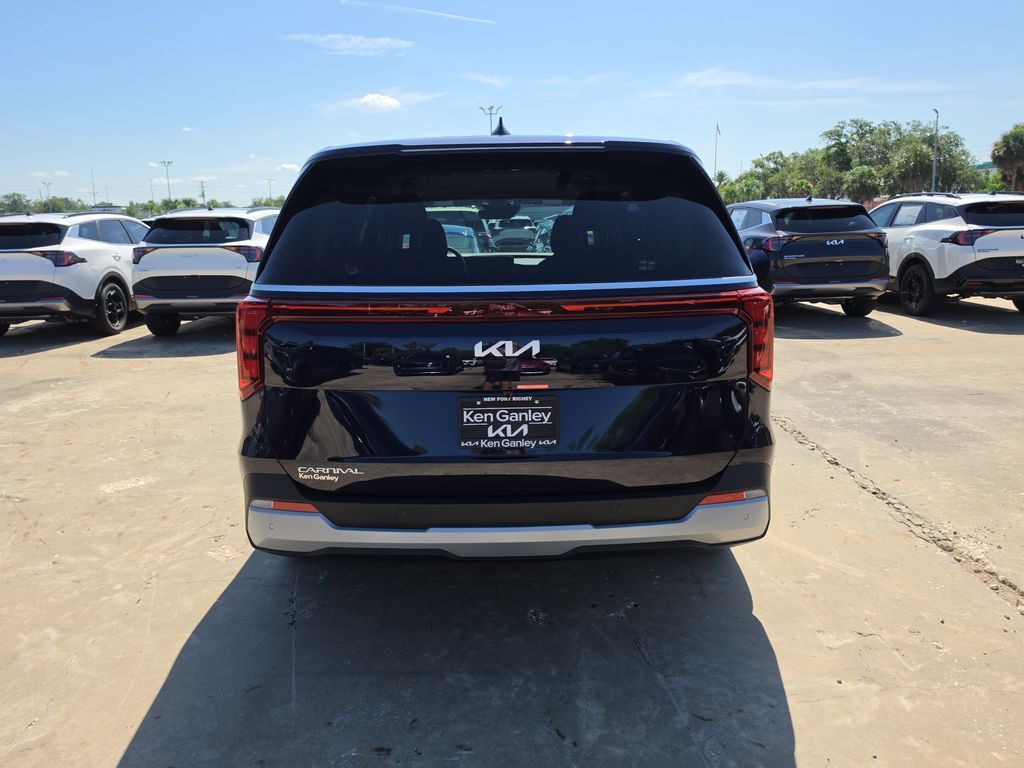 2027 Kia Carnival LX San Clemente CA
