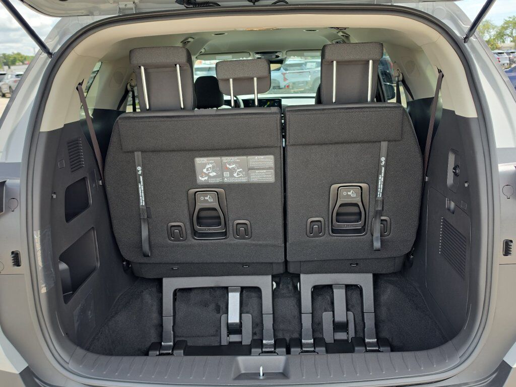 2027 Kia Carnival LX San Clemente CA