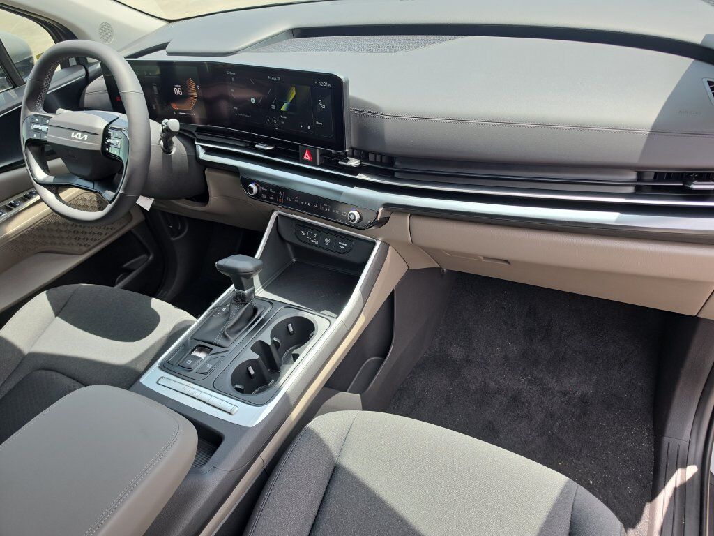 2027 Kia Carnival LX San Clemente CA