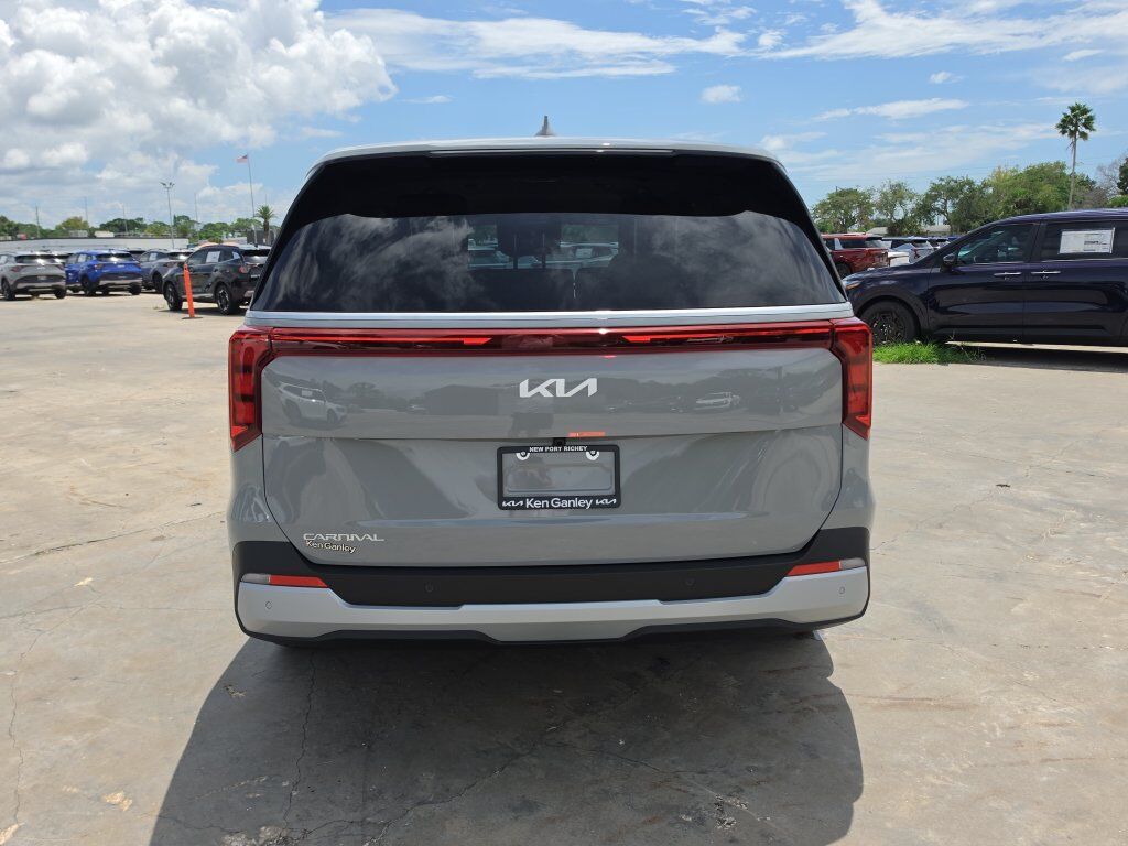 2027 Kia Carnival LX San Clemente CA