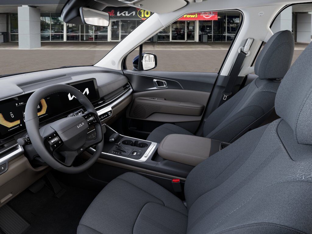 2027 Kia Carnival LX Tucson AZ