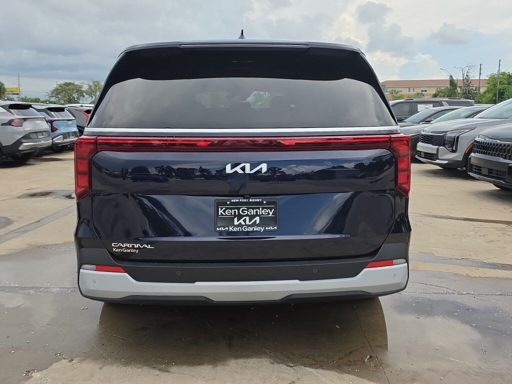 2027 Kia Carnival LXS San Clemente CA