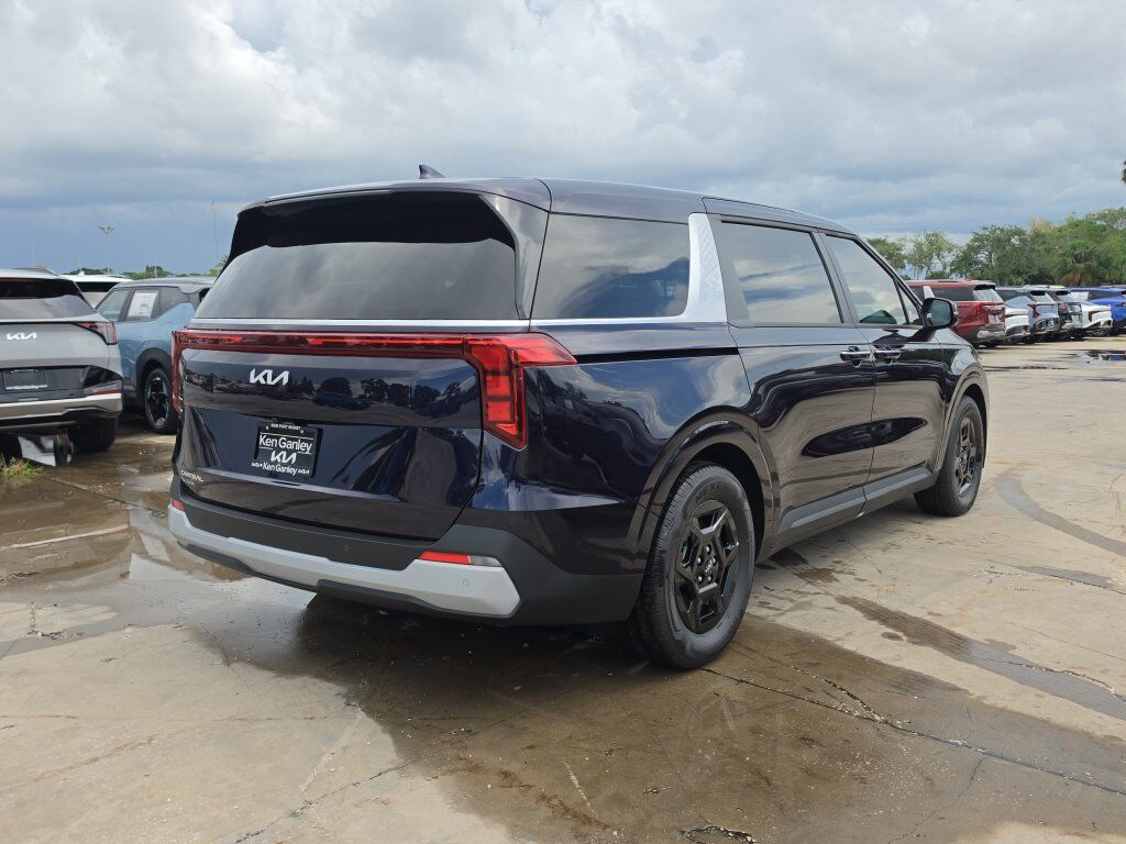 2027 Kia Carnival LXS San Clemente CA
