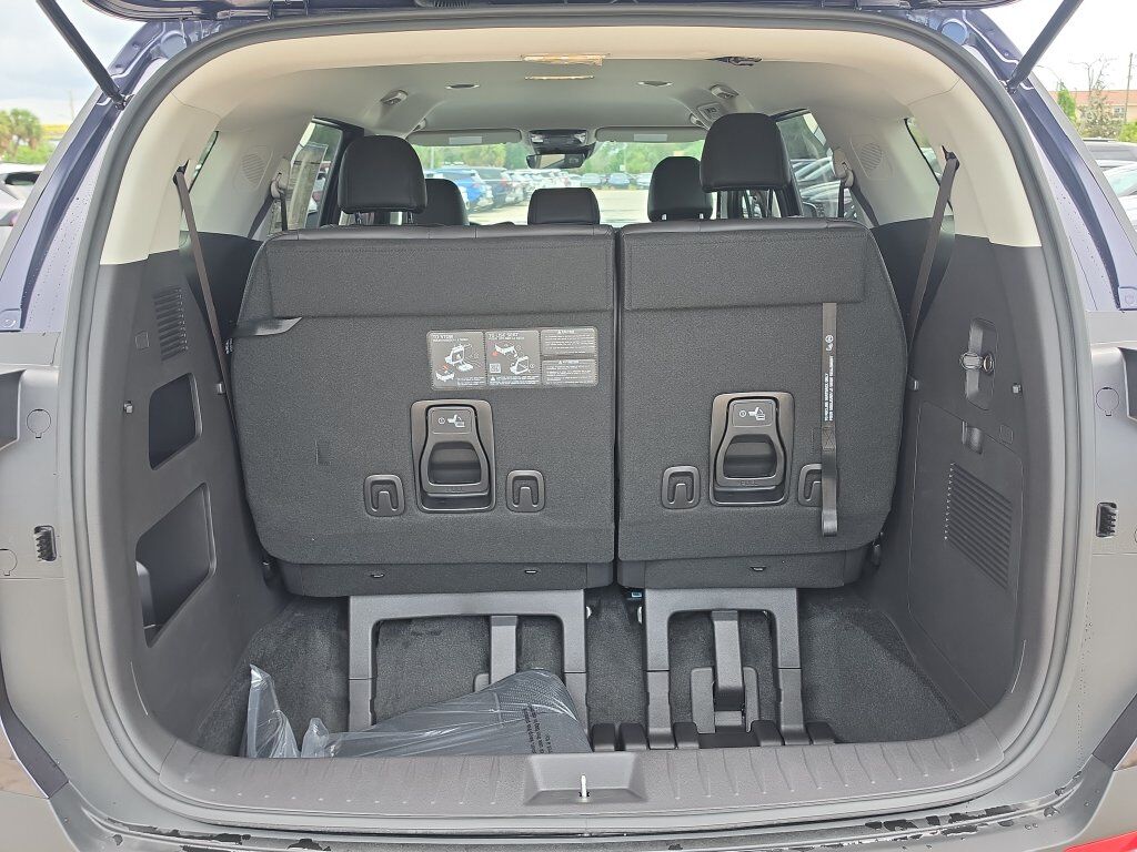 2027 Kia Carnival LXS San Clemente CA