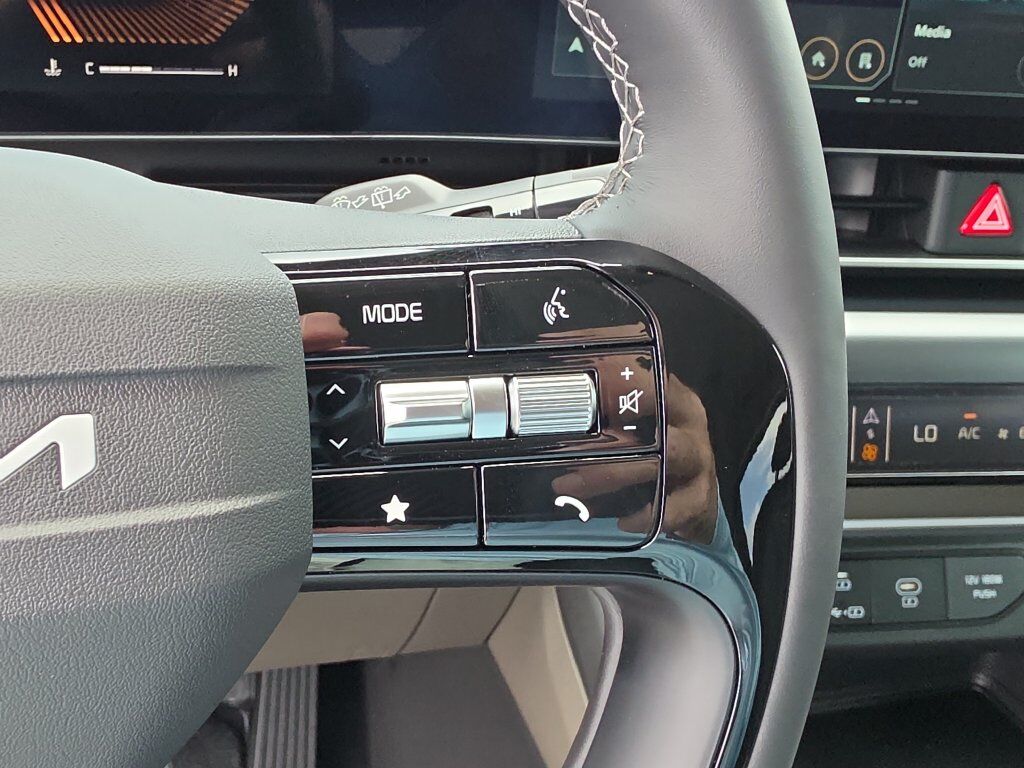 2027 Kia Carnival LXS San Clemente CA