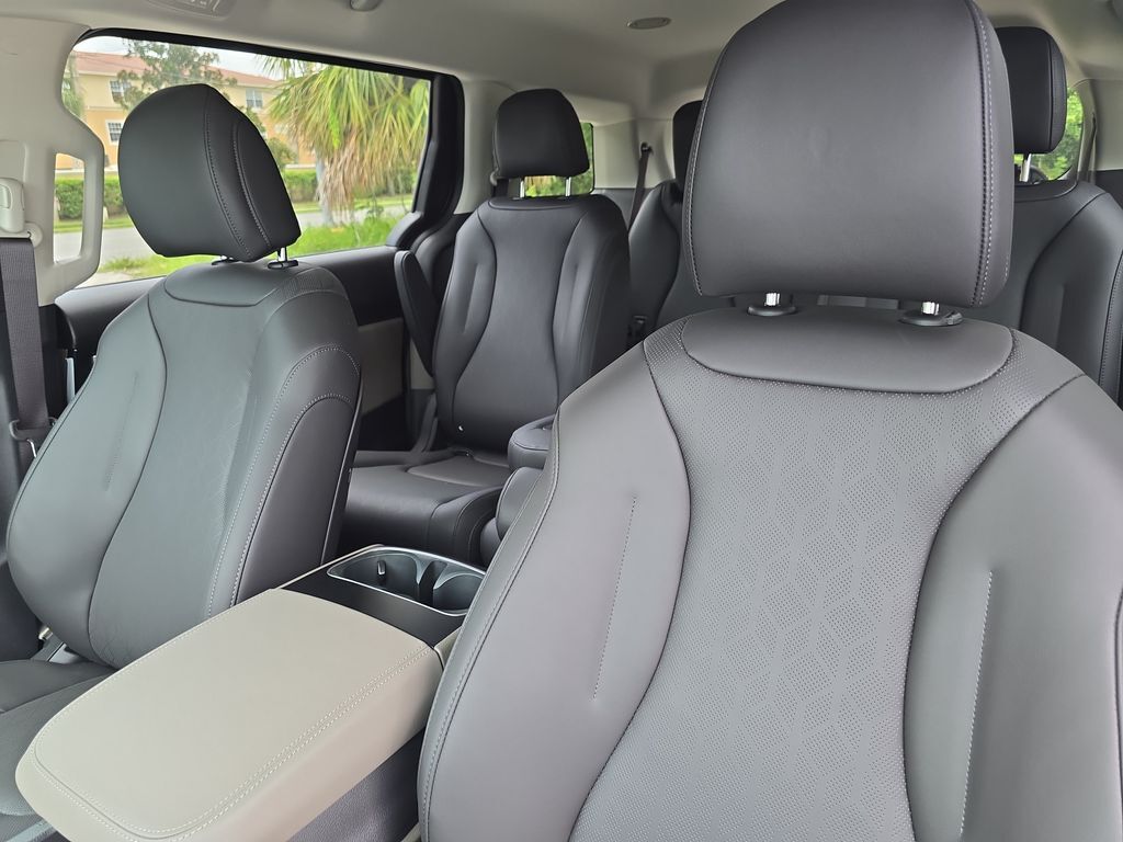 2027 Kia Carnival LXS San Clemente CA
