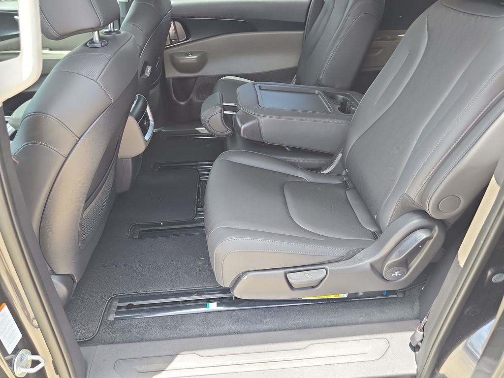 2027 Kia Carnival LXS San Clemente CA