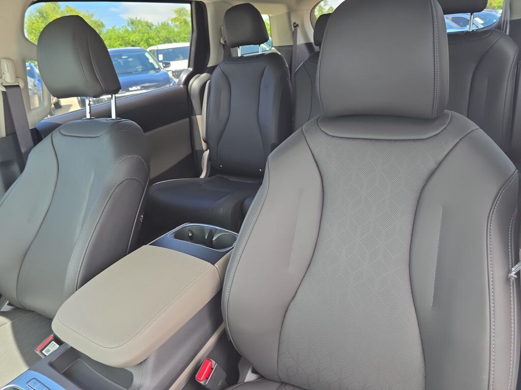 2027 Kia Carnival LXS San Clemente CA
