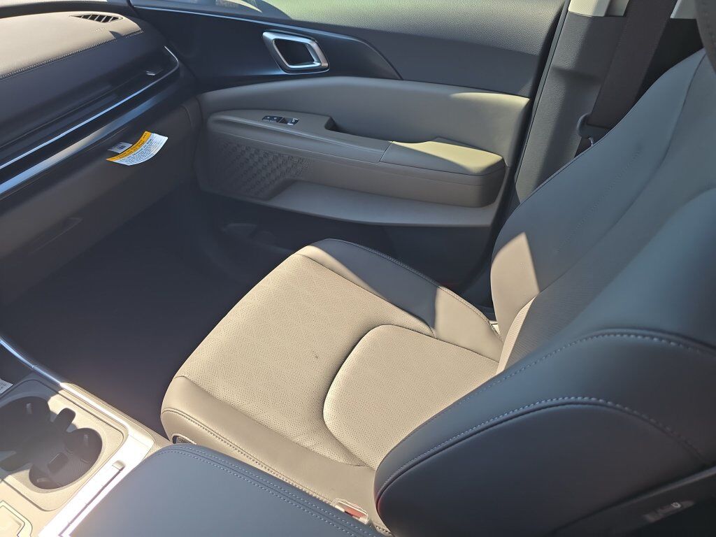 2027 Kia Carnival LXS San Clemente CA