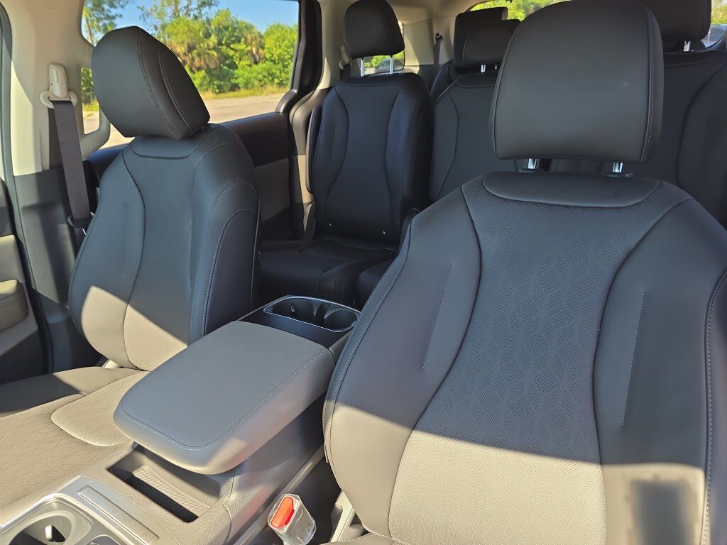 2027 Kia Carnival LXS San Clemente CA