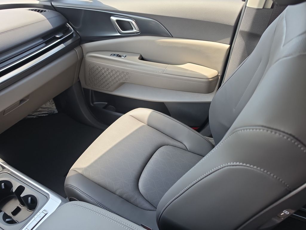 2027 Kia Carnival LXS San Clemente CA