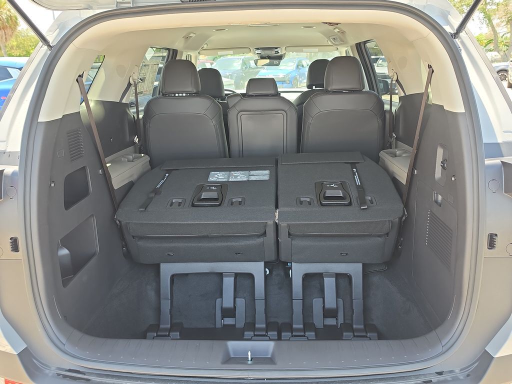 2027 Kia Carnival LXS San Clemente CA