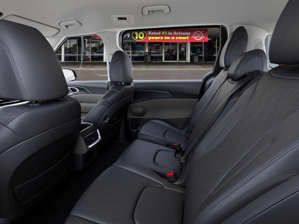 2027 Kia Carnival LXS Tucson AZ