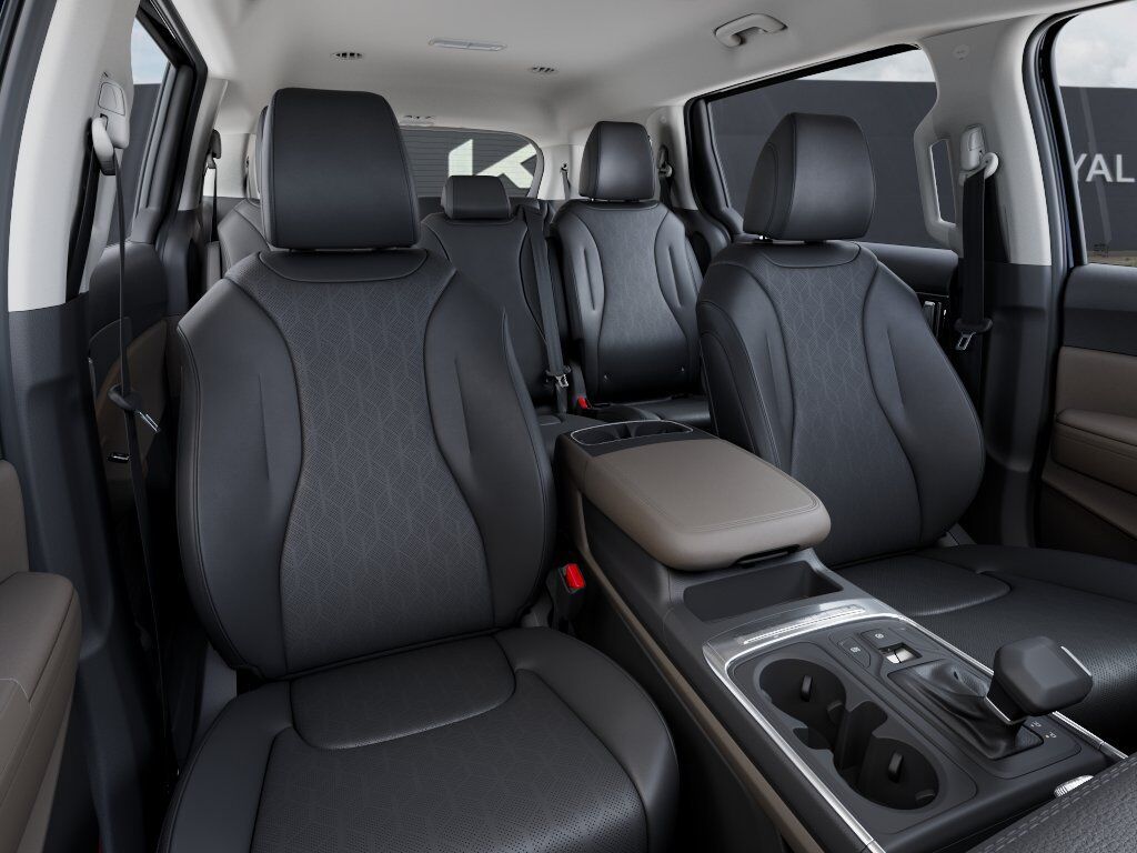 2027 Kia Carnival LXS Tucson AZ