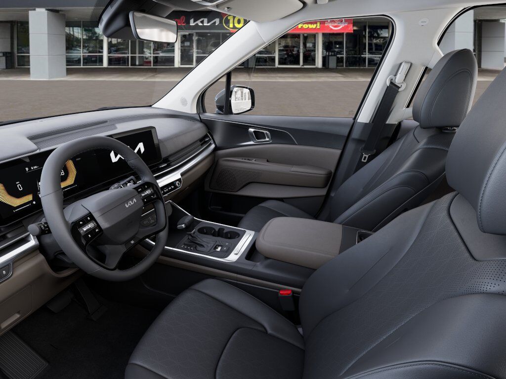 2027 Kia Carnival LXS Tucson AZ