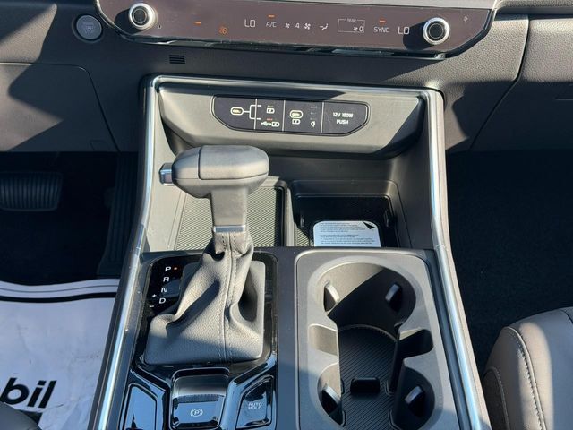 2027 Kia Carnival SX Cape Girardeau MO