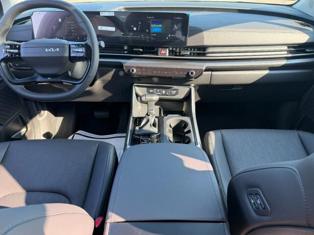 2027 Kia Carnival SX Cape Girardeau MO