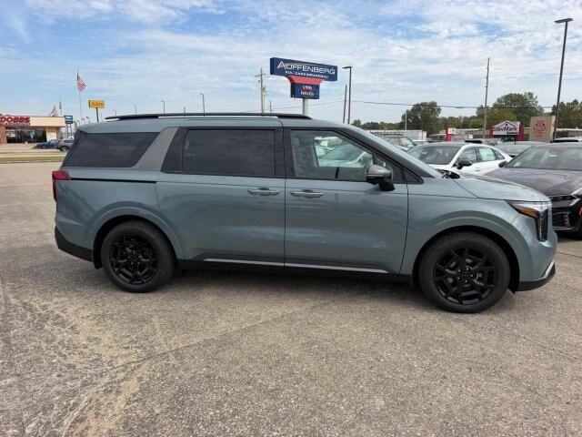 2027 Kia Carnival SX
